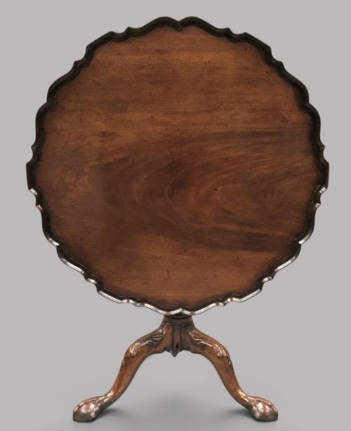 George III Mahogany Piecrust Tripod Table in the Manner of Chippendale