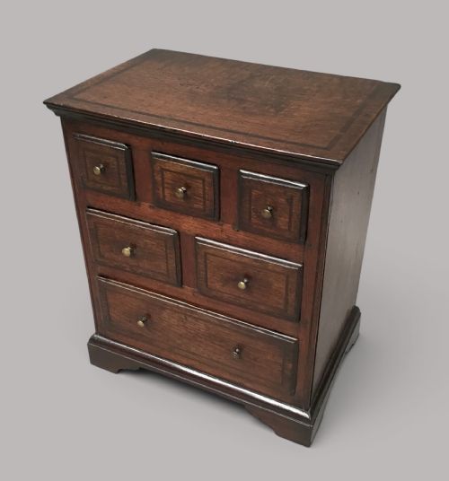 C18th Miniature Oak Chest of Drawers