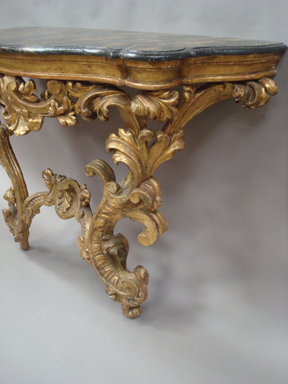 C18th Venetian Rococco giltwood console table View XII