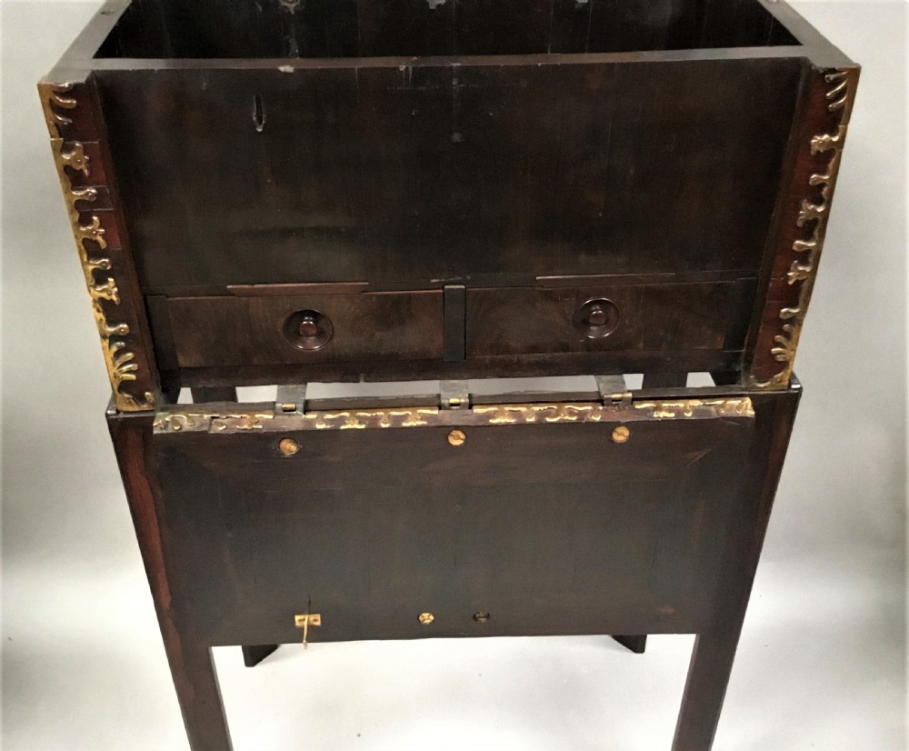 Late C17th large oyster kingwood coffre forte - strong box View XXI