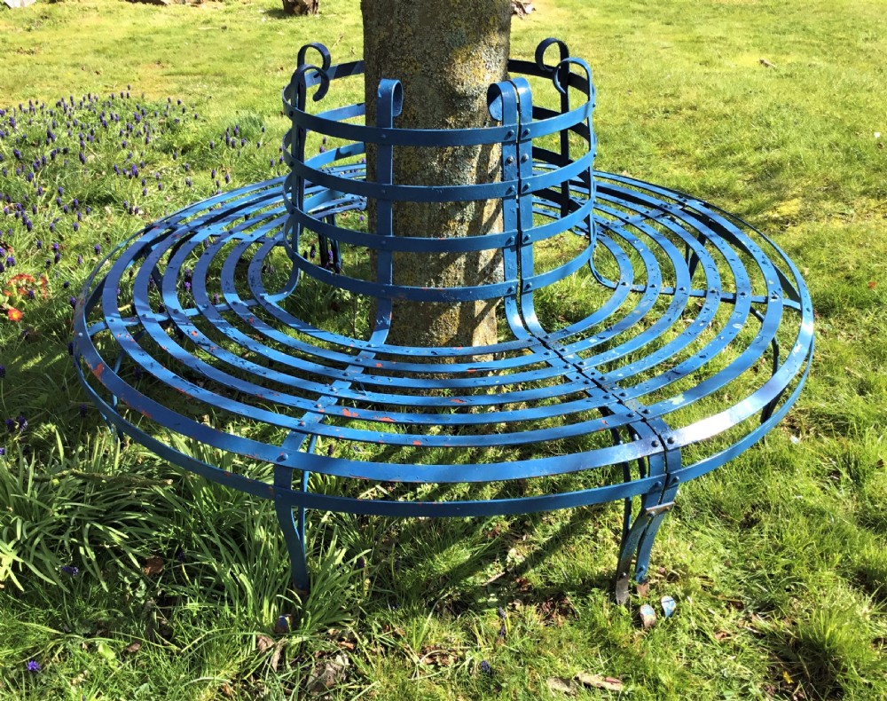 Late C19th large wrought iron tree seat  View III