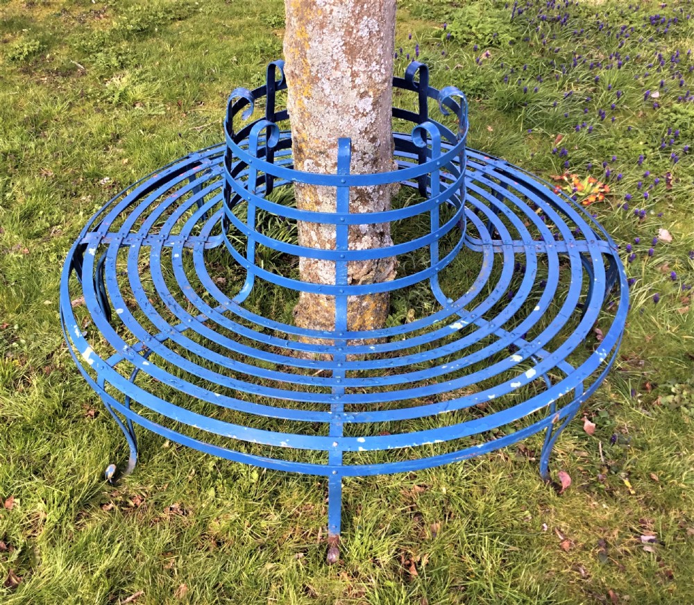 Late C19th large wrought iron tree seat  View XVIII