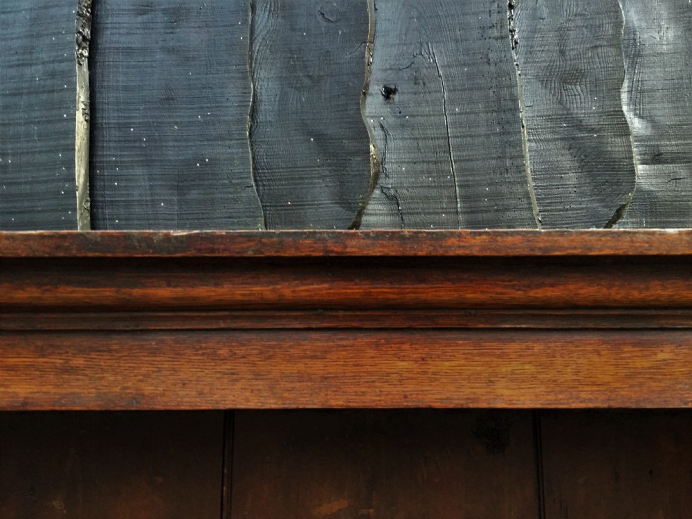 Georgian oak dresser with cupboard base and original rack View XVI