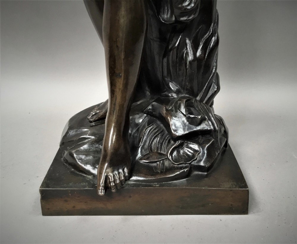 C19th large bronze sculpture of Venus Bathing 