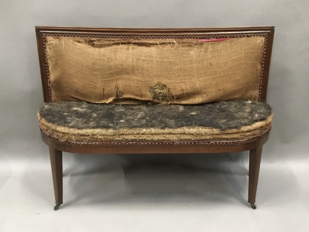 Late C18th Italian walnut hall seat View III
