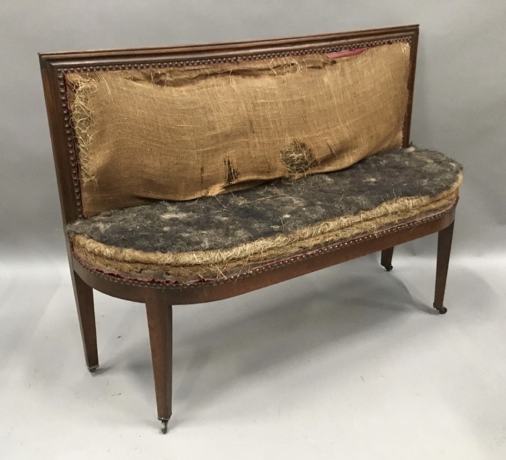Late C18th Italian walnut hall seat View VI