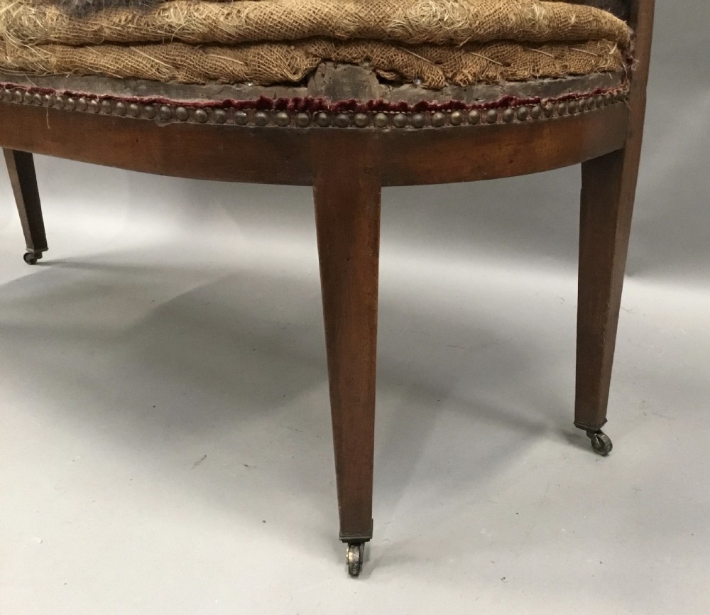 Late C18th Italian walnut hall seat View VIII