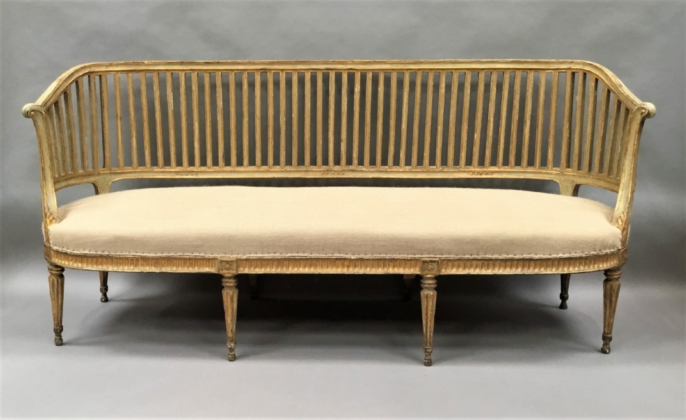 C18th Italian neoclassical settee with original paint and parcel gilt