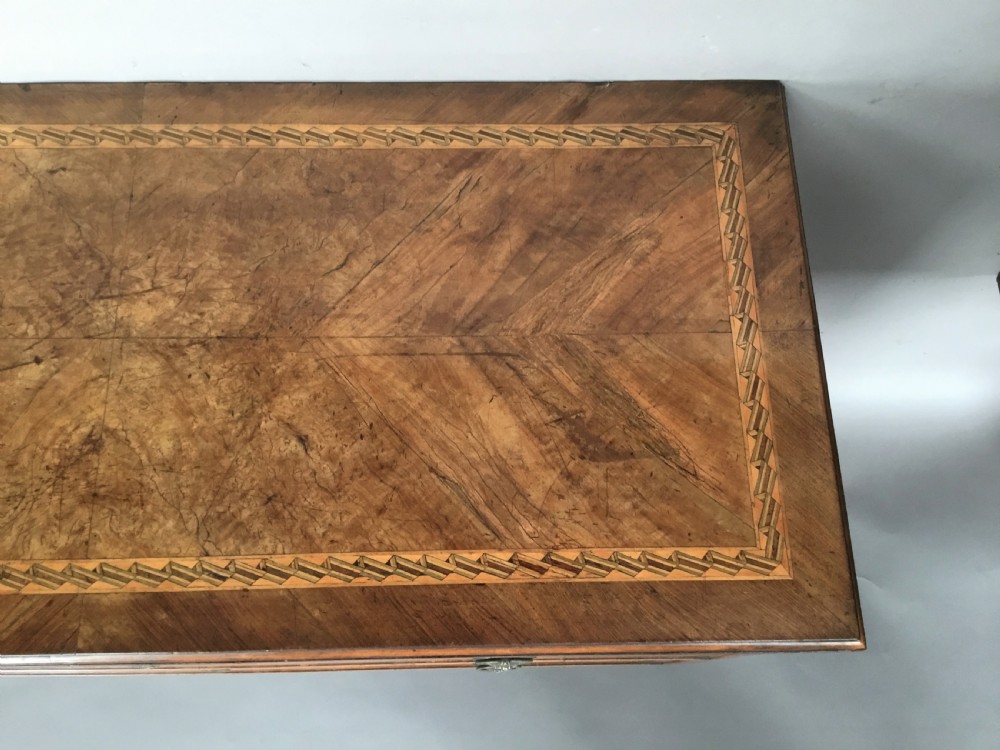 C18th Italian walnut inlaid commode View XV