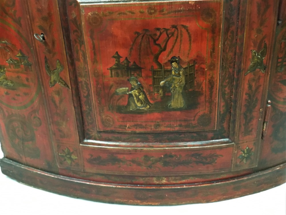 C18th red lacquered Chinoiserie standing corner cupboard View IX
