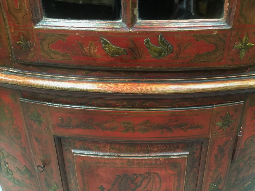C18th red lacquered Chinoiserie standing corner cupboard View XIII