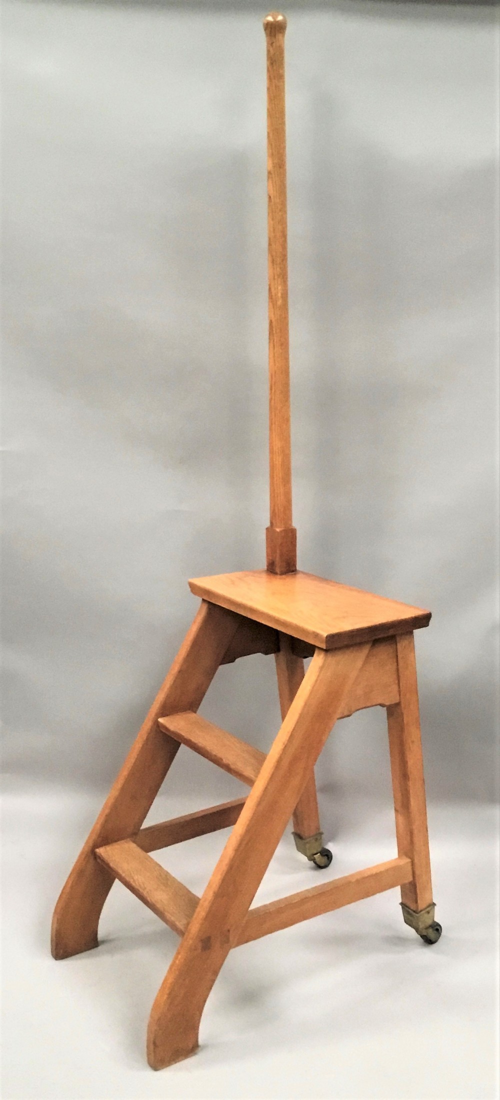 C19th set of golden oak library steps of large proportions