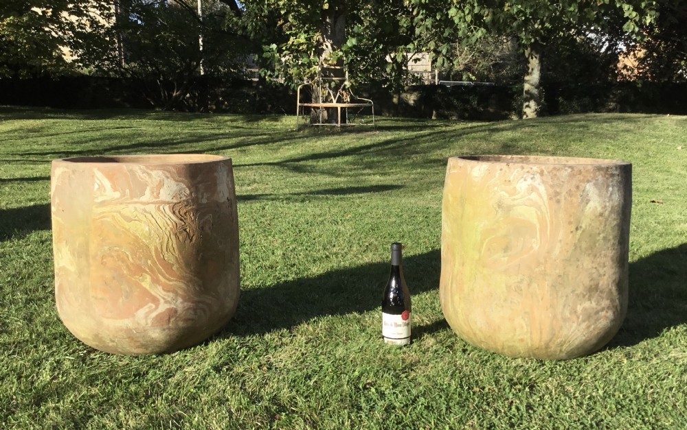 Mid C20th pair large terracotta pots / garden urns View II