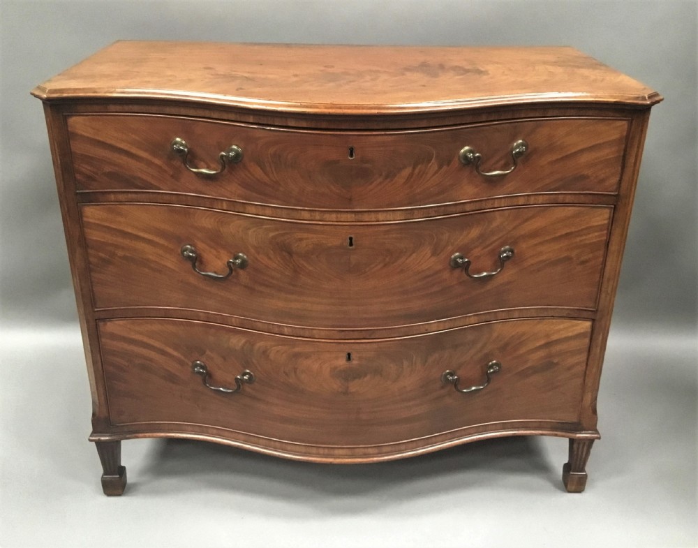 George III Hepplewhite mahogany serpentine dressing chest of drawers View XXIII