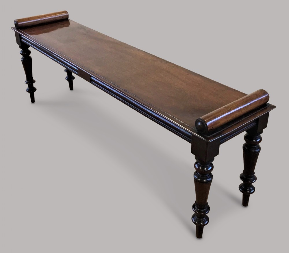 Regency mahogany hall bench / window seat; of good proportions