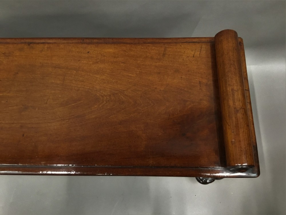 Regency mahogany hall bench / window seat; of good proportions View IV