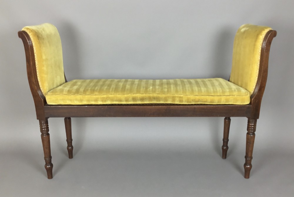 Regency mahogany window seat; good original condition