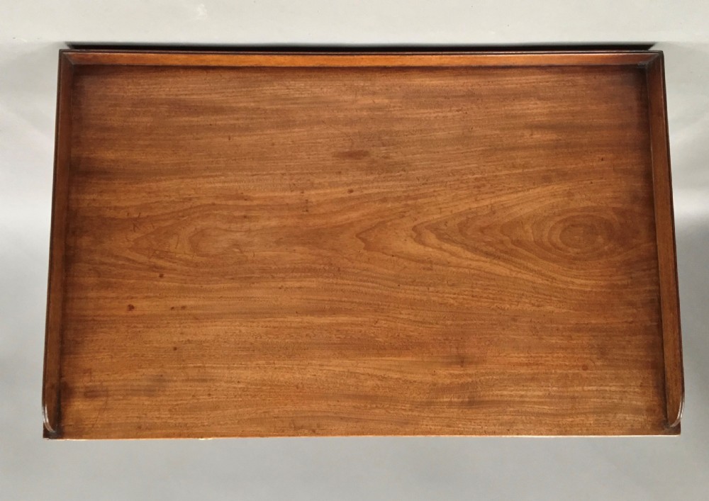 Fine Regency Gillows mahogany side table; of elegant, tall proportions View II