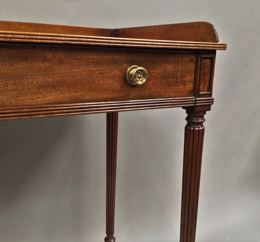Fine Regency Gillows mahogany side table; of elegant, tall proportions View XXI