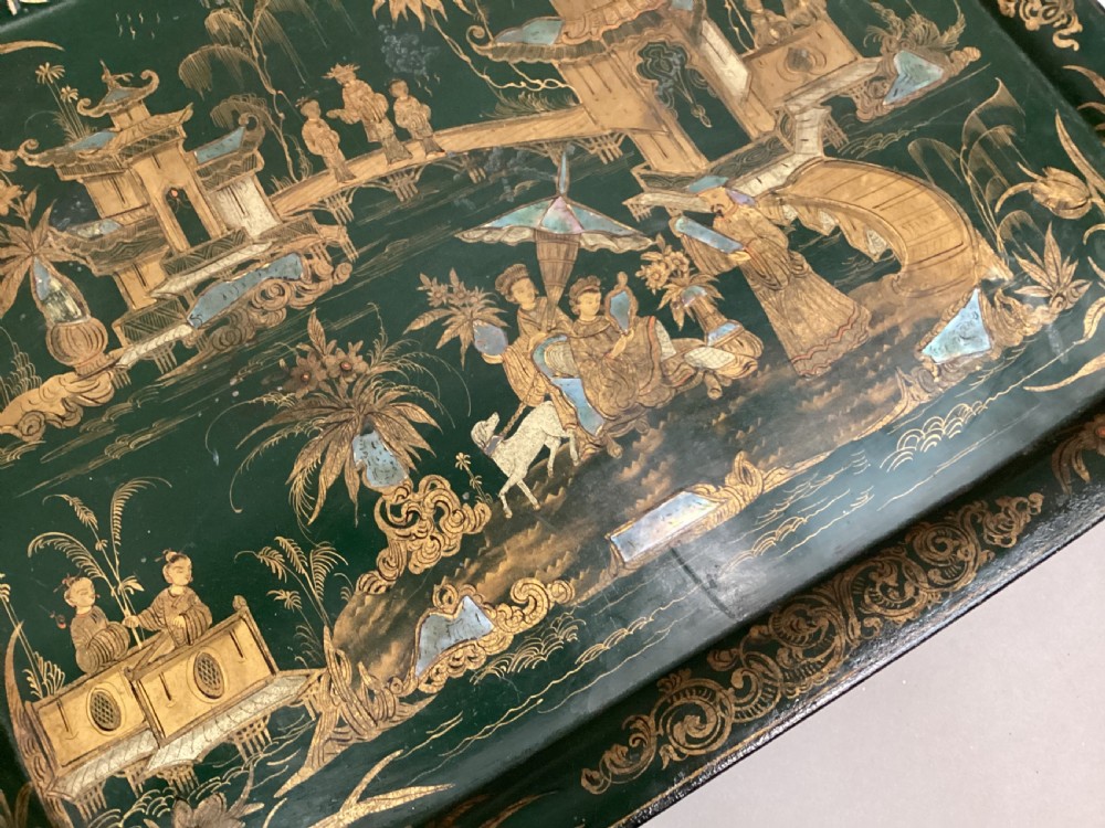 Large Regency Chinoiserie tole tray in rare and desirable green lacquer View VII