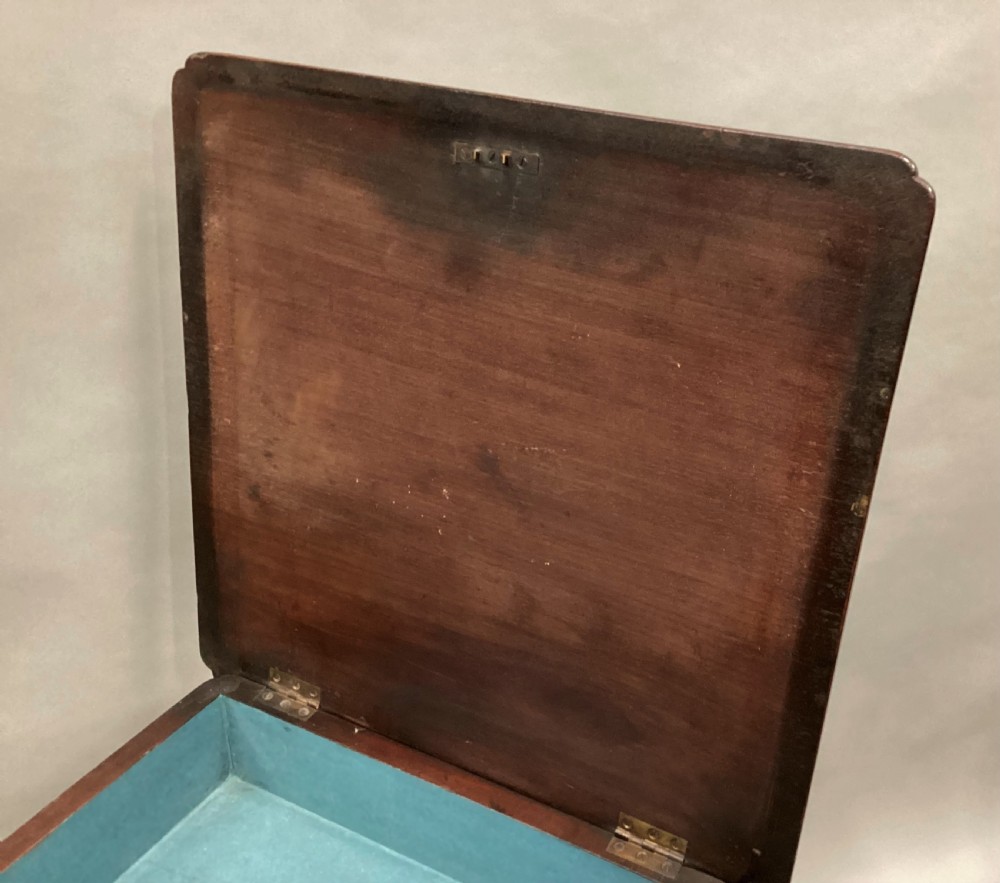 George II mahogany tripod occasional table View XXII