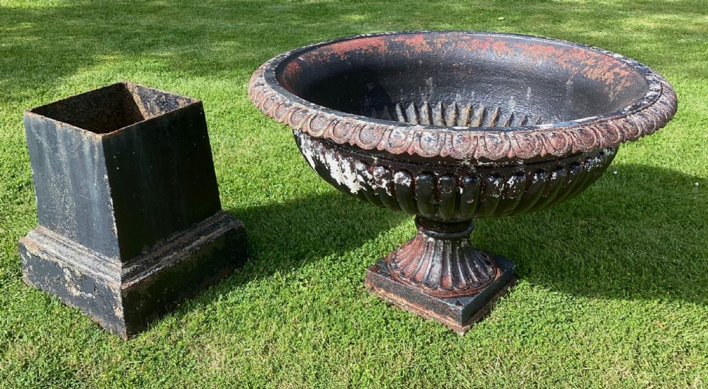 C19th very large cast iron garden urn; of good classical tazza form View IV