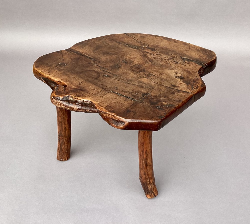 Late C18th charming primitive small yew wood table