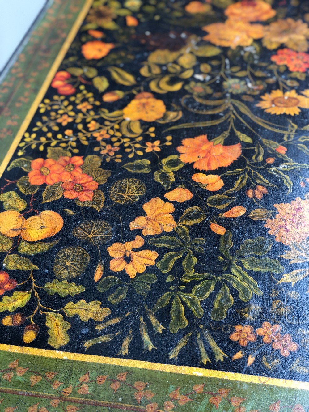 Regency painted centre table of stylish form View XX