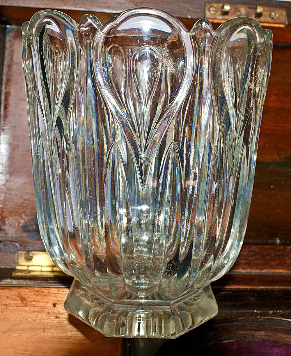 An open William IV sarcophagus-shaped dark wood tea caddy containing two lidded canisters and a central glass mixing bowl. View VIII