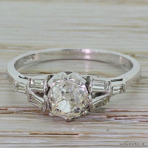fig 1. Art Deco 1.02 Carat Old Cut Diamond Engagement Ring, circa 1935
