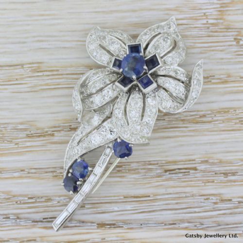 fig 1. Art Deco 4.50 Carat Diamond & 2.60 Carat Sapphire Flower Brooch, circa 1920