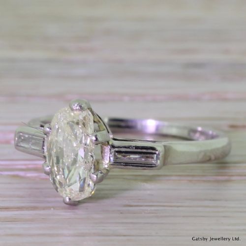 Art Deco 1.00 Carat Old Oval Cut Diamond Engagement Ring, Circa 1925
