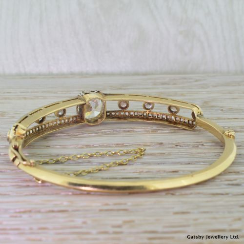 fig 3. Art Deco 5.07 Carat Old Cut Diamond Hinged Bangle, dated 1940

