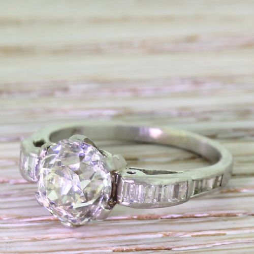 Art Deco 2.20 Carat Old Cut & Baguette Cut Engagement Ring, Circa 1930
