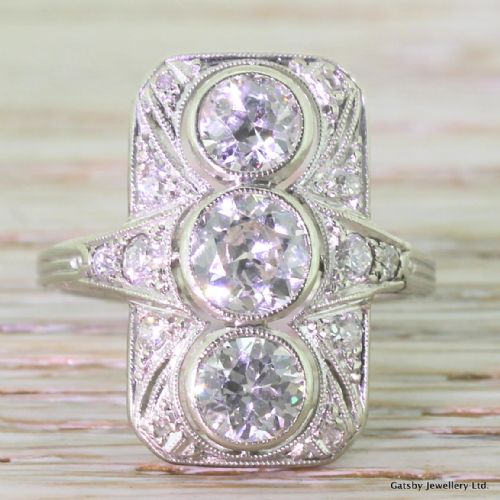 fig 1. Art Deco 2.76 Carat Old Cut Diamond Plaque Ring, circa 1935