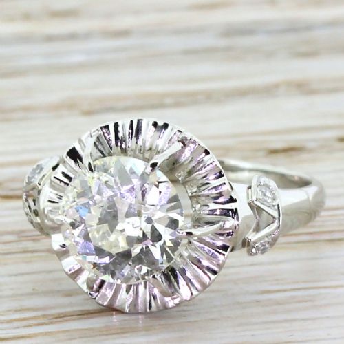 Art Deco 1.65 Carat Old Cut Diamond Engagement Ring, Circa 1925

