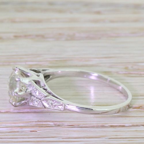 fig 2. Retro 1.48 Carat Old Cut Diamond Engagement Ring, circa 1945