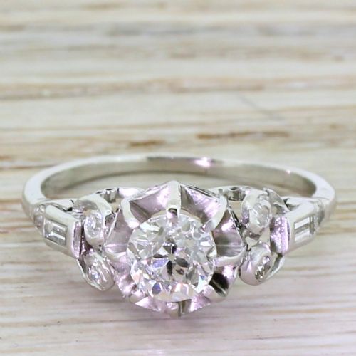 fig 1. Edwardian 0.85 Carat Old Cut Diamond Engagement Ring, circa 1910