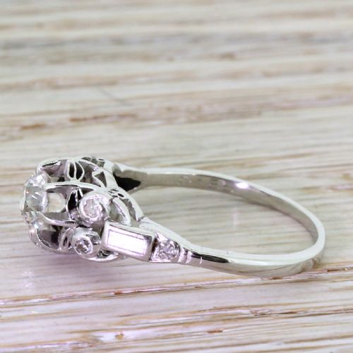 fig 2. Edwardian 0.85 Carat Old Cut Diamond Engagement Ring, circa 1910