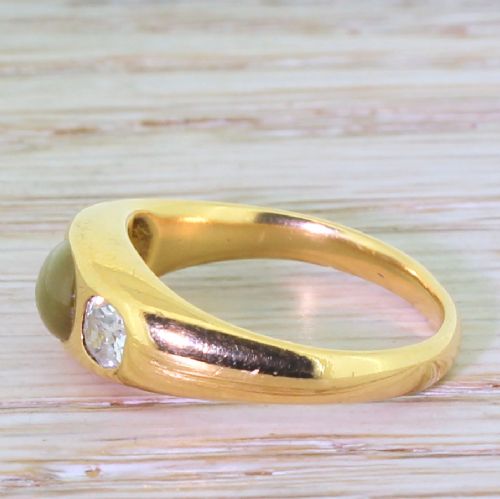 fig 2. Victorian Cat’s Eye Chrysoberyl & Old Cut Diamond Gypsy Ring, circa 1900
