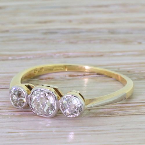 Art Deco 1.00 Carat Old Cut Diamond Trilogy Ring, Circa 1915
