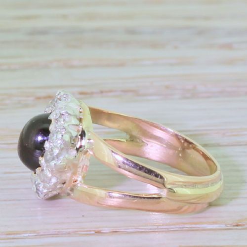 fig 2. Victorian Cabochon Garnet & Old Cut Diamond Cluster Ring, circa 1900