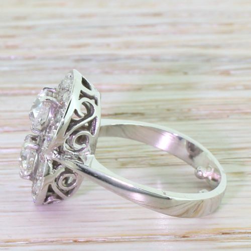 fig 2. Retro 2.08 Carat Old Cut Diamond Double Cluster Ring, circa 1945

