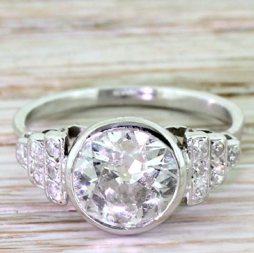 fig 1. Art Deco 2.00 Carat Old Cut Diamond Engagement Ring, circa 1930
