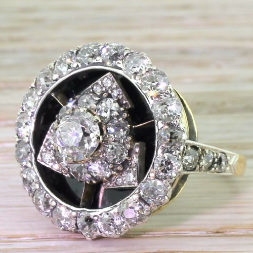 Art Deco 4.40 Carat Old Cut Diamond & Onyx Cluster Ring, Circa 1925
