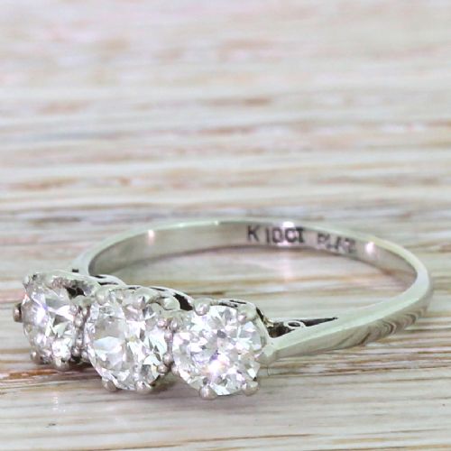 Art Deco 1.35 Carat Old European Cut Diamond Trilogy Ring, Circa 1930
