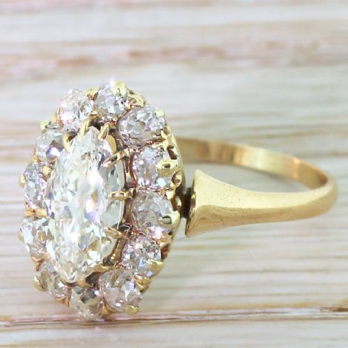 Art Deco 2.20 Carat Marquise Diamond Cluster Ring, Circa 1920
