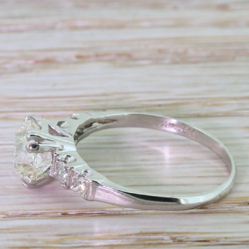 fig 2. Art Deco 1.50 Carat Old Cut Diamond Engagement Ring, circa 1920
