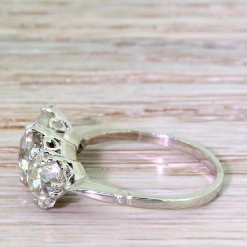 fig 2. Art Deco 3.69 Carat Old Cut Diamond Trilogy Ring, circa 1920
