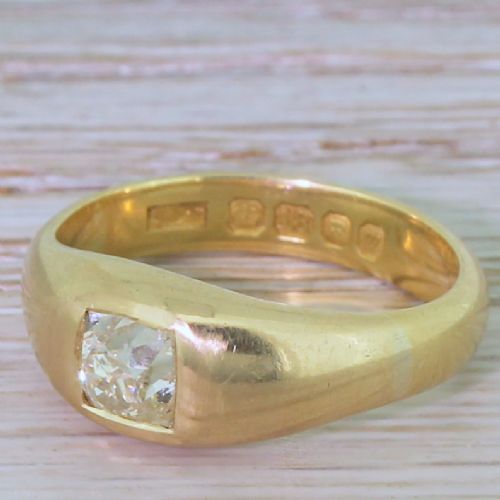 Victorian 0.95 Carat Old Cut Diamond Solitaire Ring, Circa 1900
